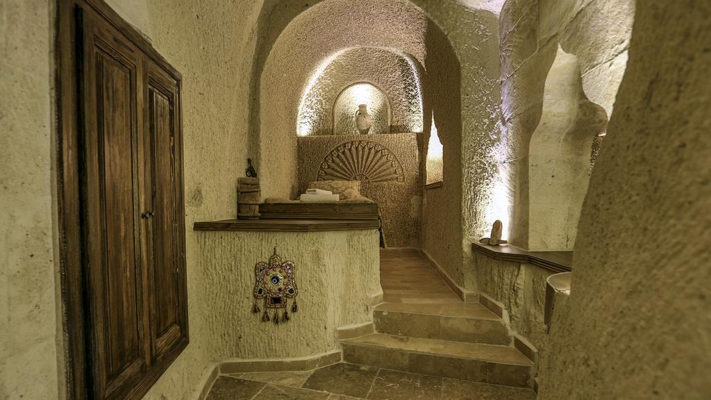 Hidden Cave Hotel